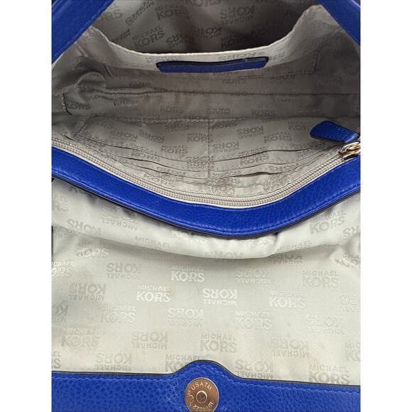 AUTH. MICHAEL KORS Hamilton Blue Leather Gold Chain Buckle Shoulder Flap Bag EUC - Picture 12 of 14